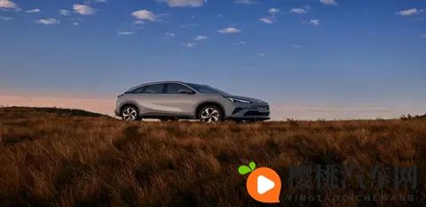 大肚子将军:新款极狐阿尔法T5-1