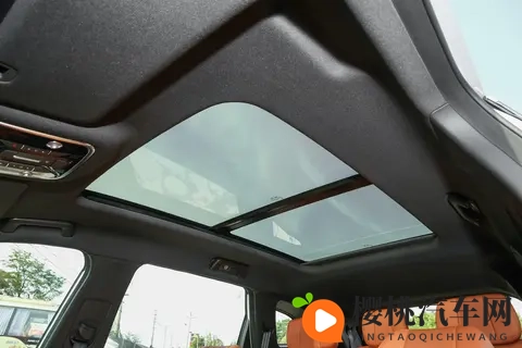 开了捷途山海L7 PLUS，才发现国产车越来越懂普通家用需求-3