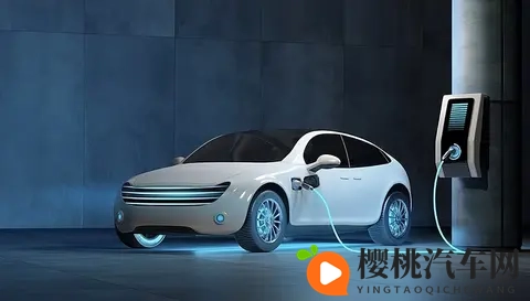 新能源汽车 10 月首次突破总销量 50%-1