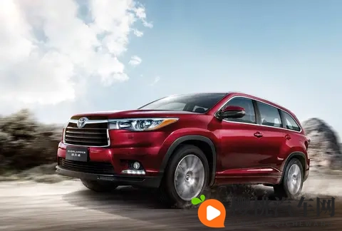 丰田全球召回330万辆车!倒车摄像头软件缺陷致画面黑屏免费升级-2