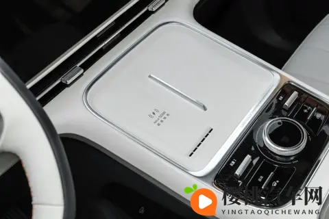 银河星舰7 EM-i_宋Pro DM-i大PK 谁更适配家庭用户的出行需求-3