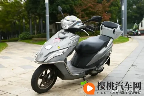 5年骑了37万公里！外卖小哥的铃木UU125还没到极限-3