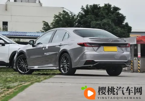 17万预算遇上凯美瑞和雅阁怎么选?同为日系有何差异?-2