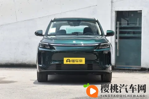 第三代蓝电E5 PLUS，230km纯电续航，四驱+露营包，香不香？-1