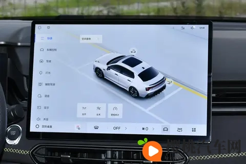 燃油车也智能!这款10万级运动轿车,动力性能不输合资品牌-3