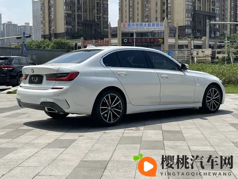 西北君君野外3p男同:荒野驾驶之旅:探寻3P车型极限挑战-2