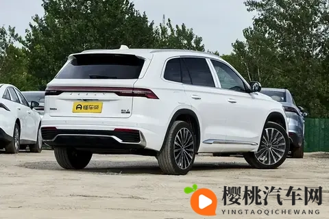 吉利星越L 2026款：均衡家用SUV，燃油车也有春天-1
