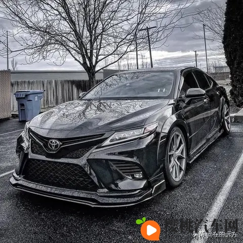 黄色破解版:智能驾驶升级,新能源汽车火爆,汽车内饰个性化新趋势-3