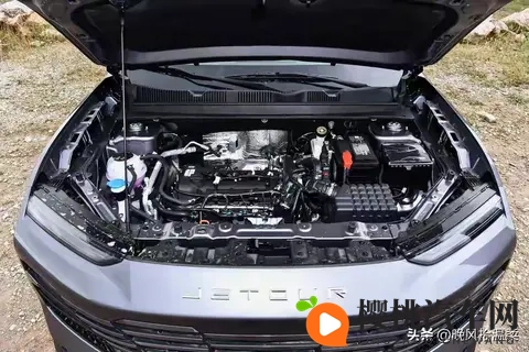 麻花传mod172苏蜜清歌:汽车新体验:游戏中的独特设计,科技魅力,畅享驾驶人生-2