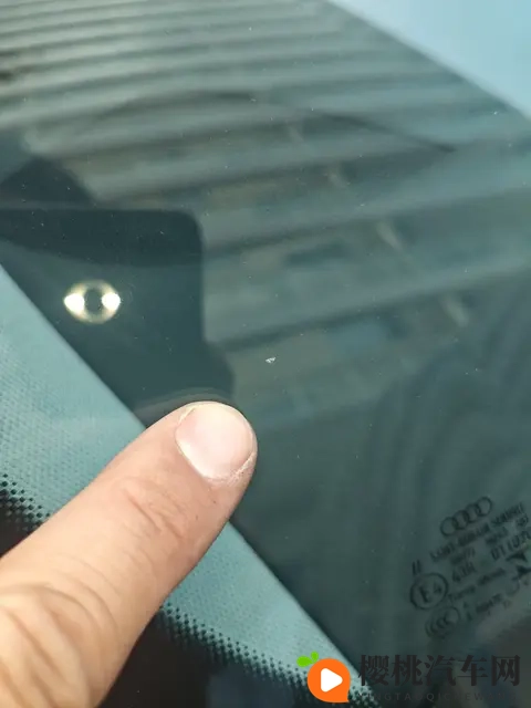 石原莉奈与黑人AⅤ无码：汽车黑科技，无码交互技术引领未来出行-2