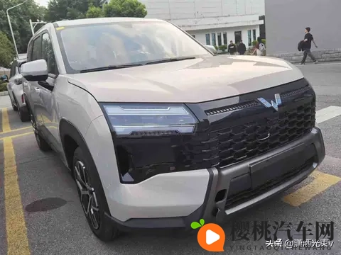 五菱银标卖爆了，SUV要来了，老百姓买车又多一选-2