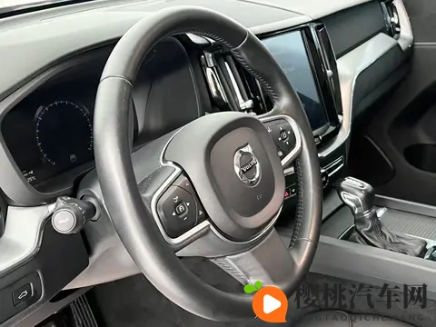 二手沃尔沃XC60:10万公里见证,红色战驹依旧风华正茂!-3