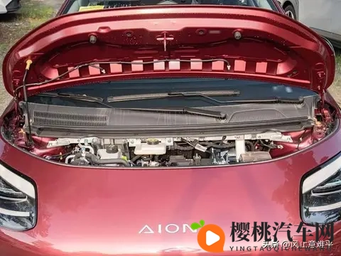 三个老外换着躁我一个故事:国际汽车文化交流,三国车主共享驾驶激情-2