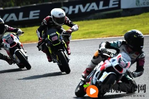 龙争虎斗:FIM MiniGP 中国站 2025 第五回合 190 组回顾-3