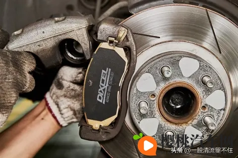 活塞越多越实用?汽车刹车卡钳的适配逻辑与实用建议-1