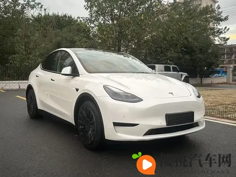 能看美女裸体的软件:汽车娱乐系统升级,揭秘未来驾驶新体验-3