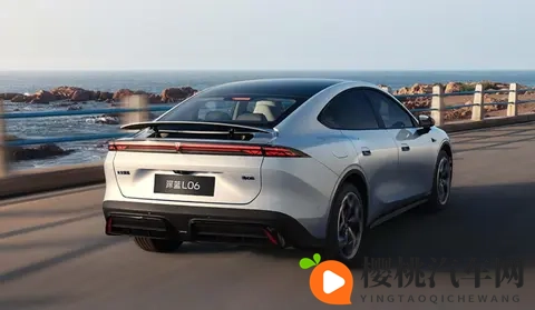 两款“平民轿跑”零跑Lafa5开启预售 深蓝L06将配第四代磁流变悬架-3