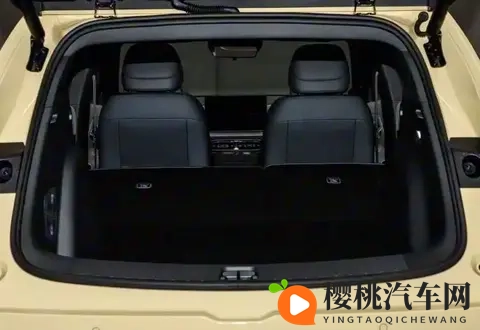 年轻人的纯电新宠!零跑Lafa5预售1058万起,唤醒驾驶激情-1