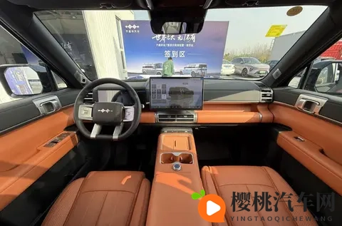 插混+越野基因+方盒子，20万预算方程豹钛7值不值得买、怎么买？-1