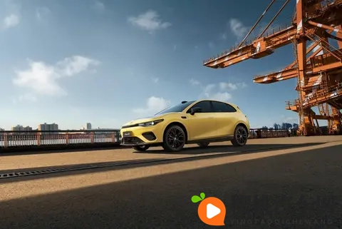 零跑高颜值运动轿跑,零跑Lafa5开启预售1058万元起-2