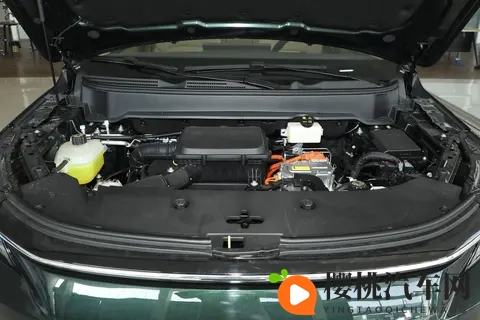 限时仅1198万！这台插混SUV能当移动别墅，家用太香了-3