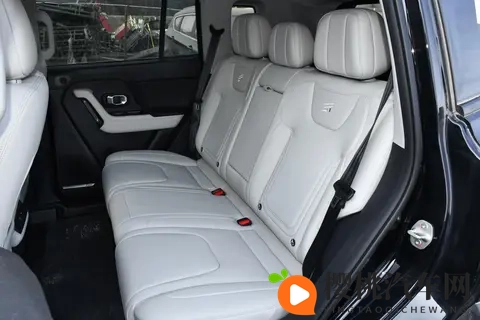 家用SUV可以看看这款，纯电续航147km，综合续航超1500km-2