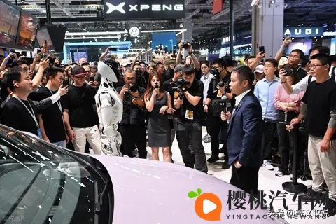 奶头奴役支配性狂虐:奶嘴束缚下的极端控制与虐待现象-2