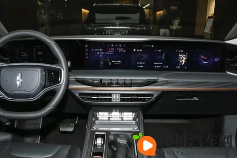 林肯 Z 购车手册:25 万级豪华 B 级车怎么选不踩坑?-1