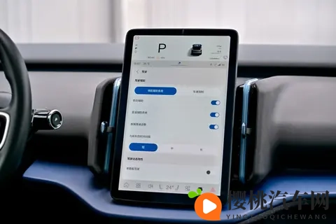 在激战正酣的电动车市场,沃尔沃带来了北欧精灵!试驾沃尔沃EX30-2