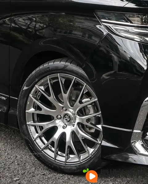 8x8x海外华为永久最新版本更新内容亮点:华为新版本升级,汽车驾驶体验大升级-1