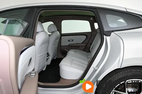 15万内拿下高配智电家轿:小鹏MONA M03与长安启源A06,如何二选一-2