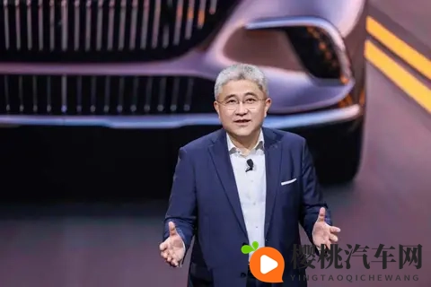 奔驰CLA纯电上市,价格打脸老粉,豪华车也开始讲性价比-1