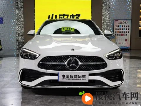 23万多拿下准新奔驰C级,体验豪华品牌的运动范儿-3