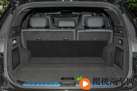 周末试驾星纪元 ET：一辆让全家都心动的家庭座驾-2