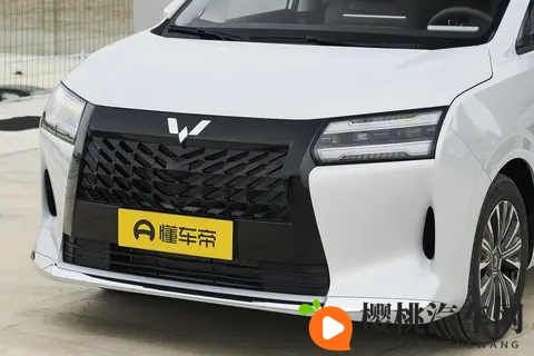 星光730 PHEV:续航大至1100km,插混+纯电,7座大空间,家用太香-1