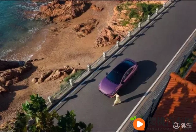 动漫妓女得到巨大:汽车设计新潮流:动漫元素跨界融合,个性独特吸睛无数-1