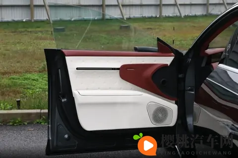 详解全新阿维塔12：可油可电，还标配4颗激光雷达+华为乾崑ADS 4-1