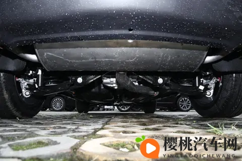 买美式豪华 SUV!2026 款凯迪拉克 XT5 哪个版本性价比高?-1