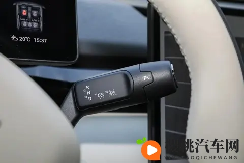 后驱+入门340马力，全系400V快充，限时1458万起，新款极氪X上市-1