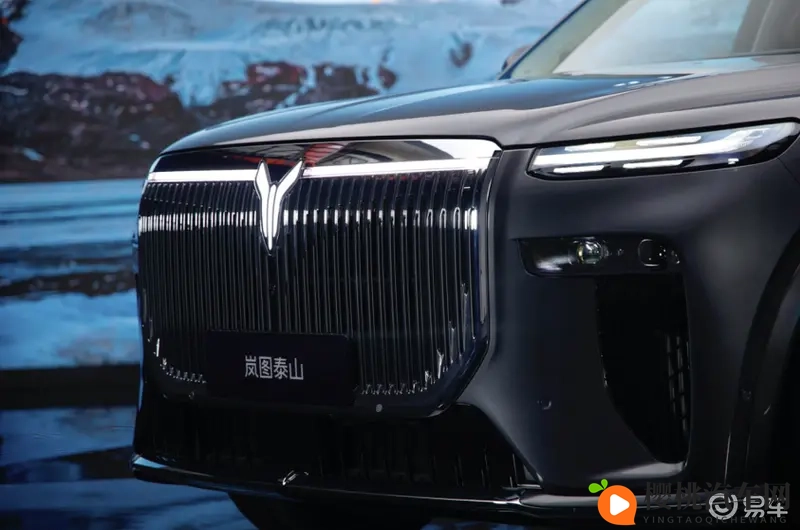 售3799万起！岚图泰山正式上市，国产豪华新旗舰登场-1