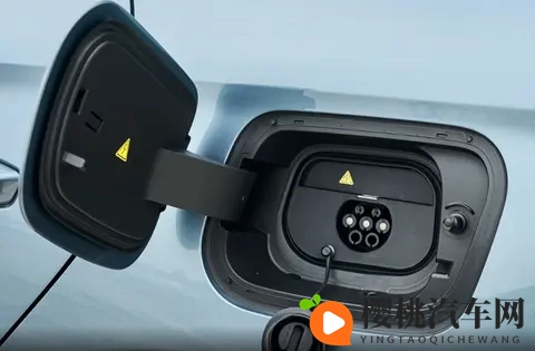 优惠后688万起，定位紧凑型车的银河星耀6，实力究竟怎样？-2