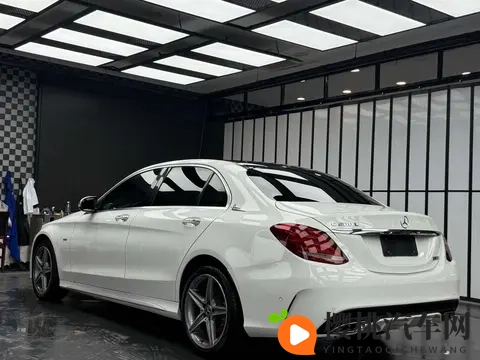 13万多拿下奔驰C级,18年7万公里,豪华座驾轻松拥有-1