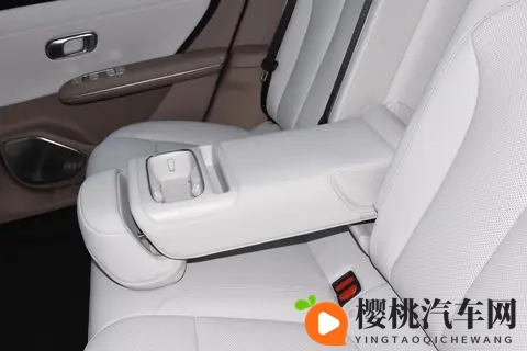 为爱升舱 哈弗H6L限时权益价1039万元起-1