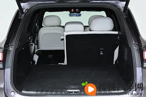 2026 款领克 09 四驱探索版：大五座空间、全时四驱，性价比拉满-3