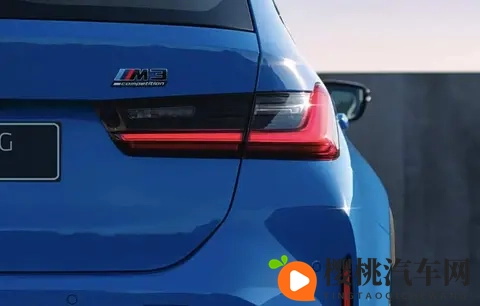 94万的宝马M3旅行版,终于等到了-3