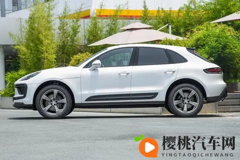 选 2026 款 Macan 不迷茫:传统与科技属性分析 60 万预算选择思路-2