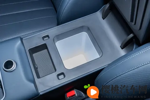 比亚迪新车“火”了?可选装无人机+超长续航,方程豹钛7真香-2