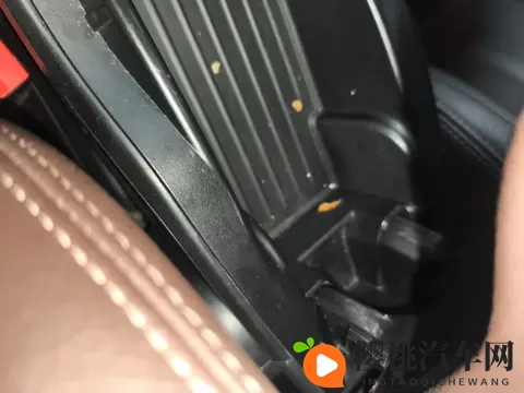 13万拿下准新宝马X1，代步家用好选择！-2