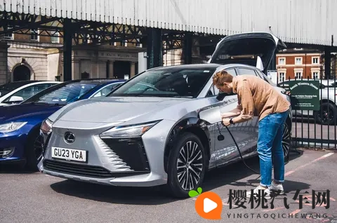 填补燃油税收入缺口,英国拟对电动汽车征收行驶里程税-1