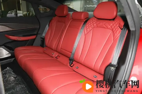 “云台底盘”是啥体验?星纪元ES:15万级给你50万的底盘质感-3